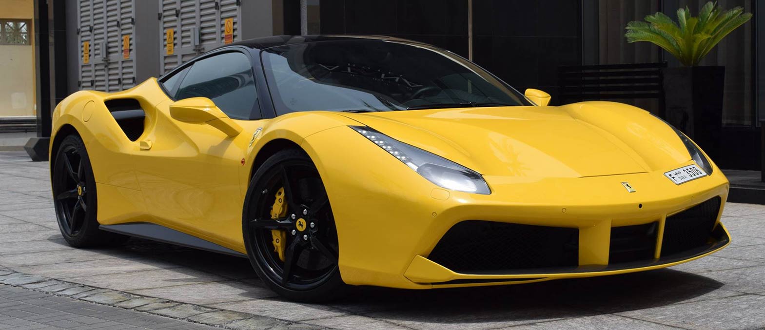 rent a car in dubai