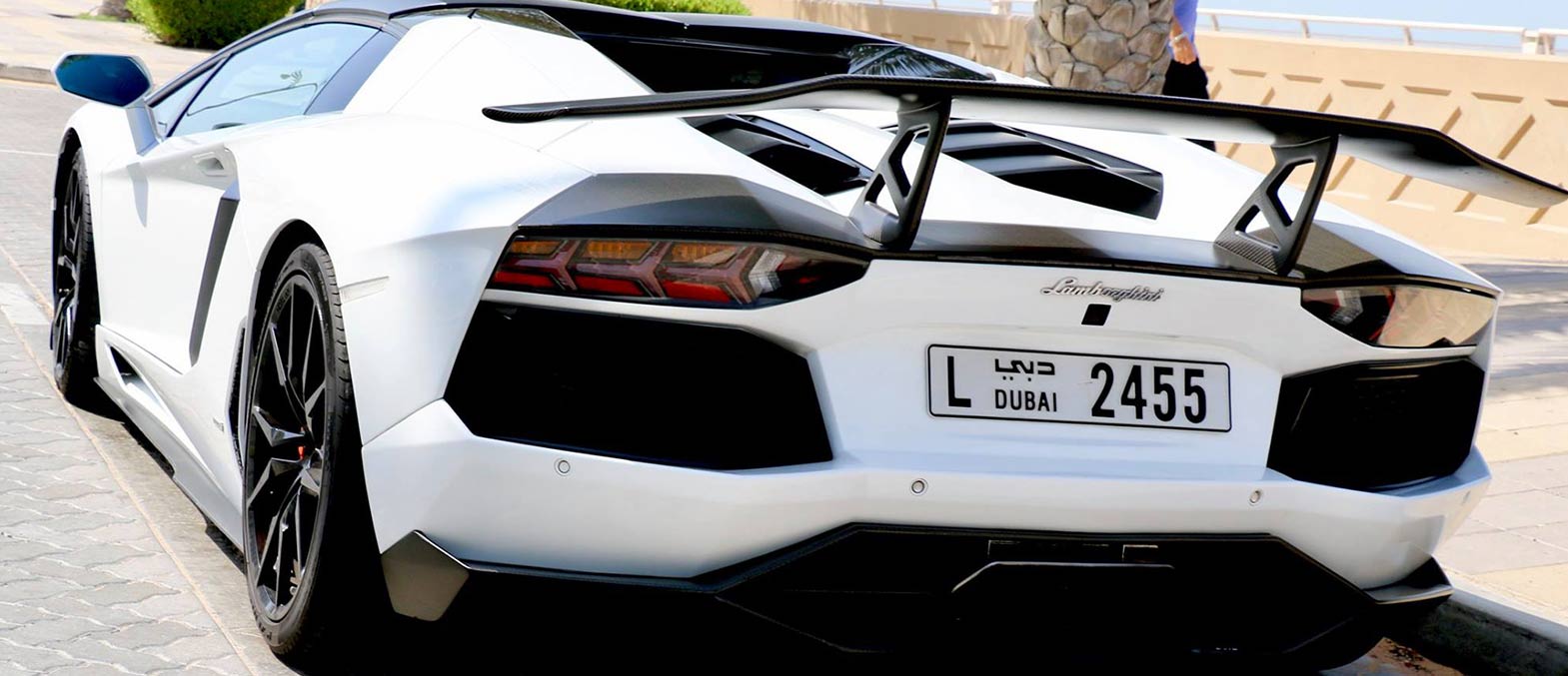 rent a car in dubai