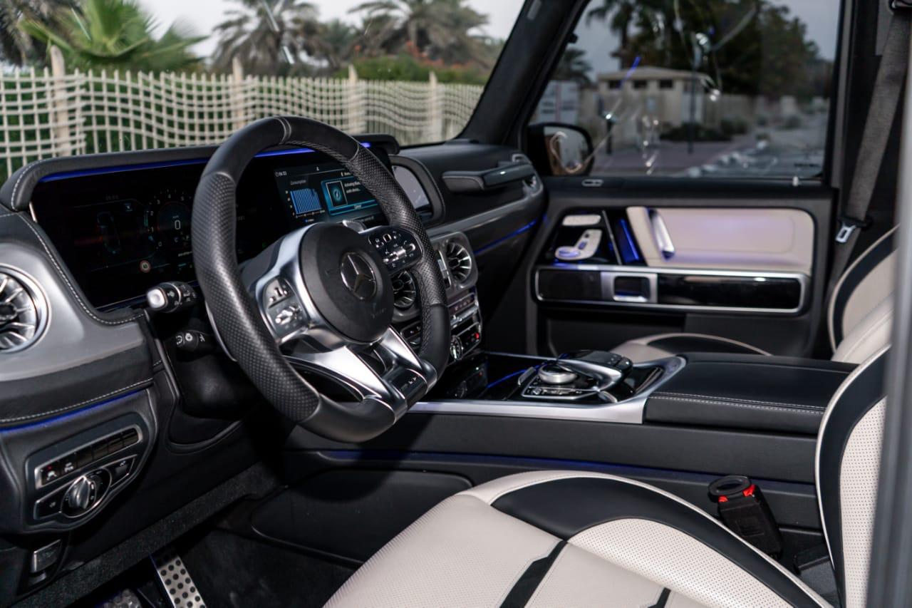 rent a car in dubai