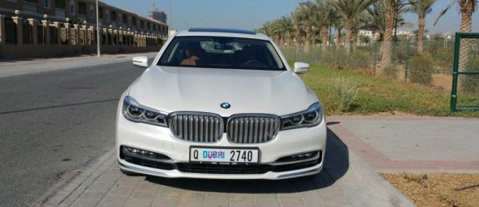 rent a car in dubai