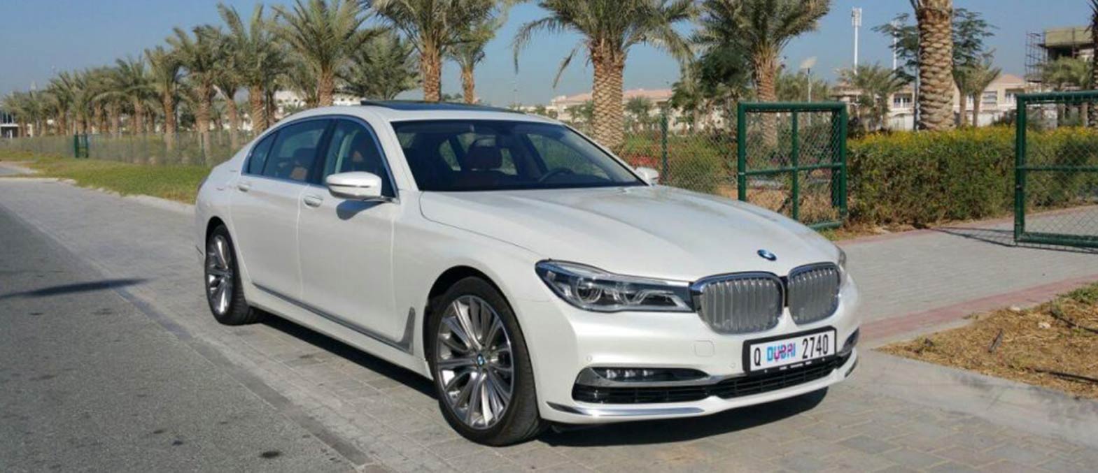 rent a car in dubai