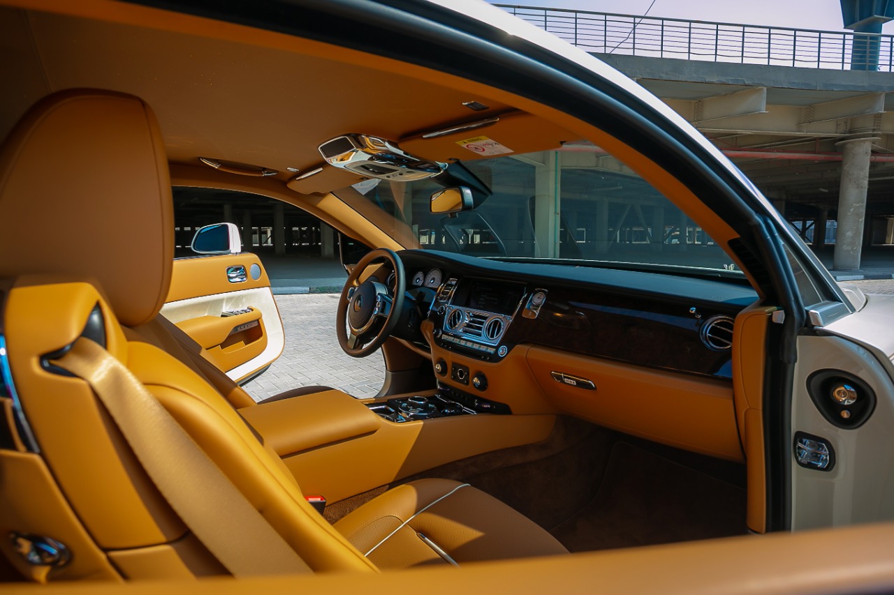 rent a car in dubai