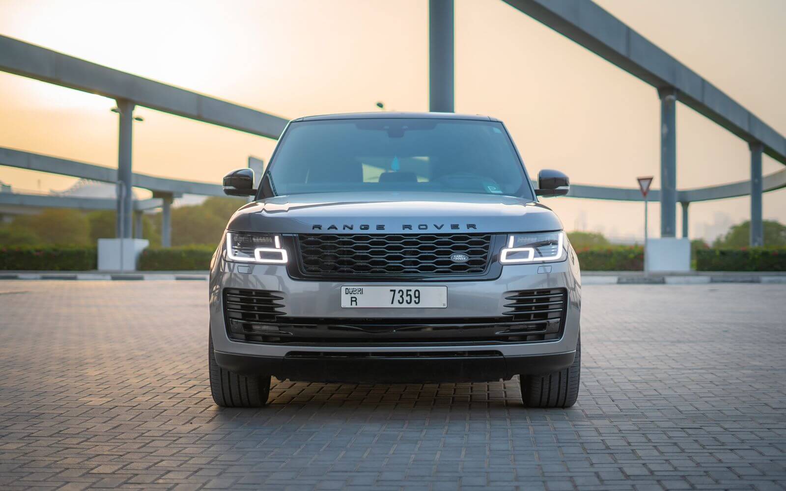 rent a car in dubai