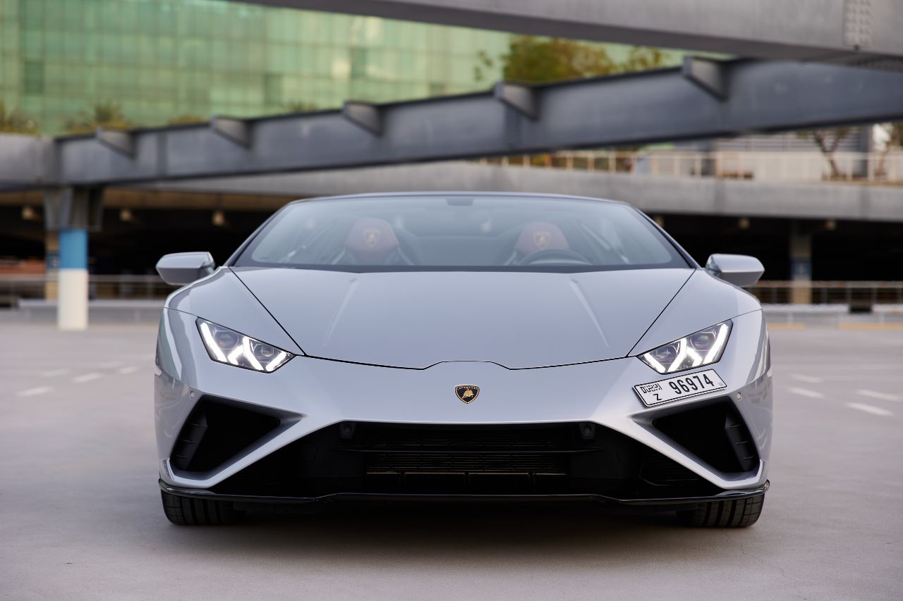 rent a car in dubai