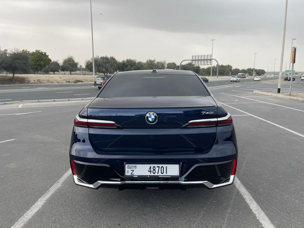 rent a car in dubai