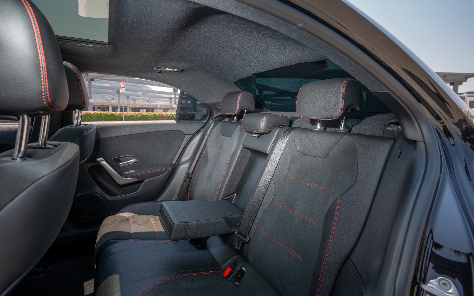 rent a car in dubai