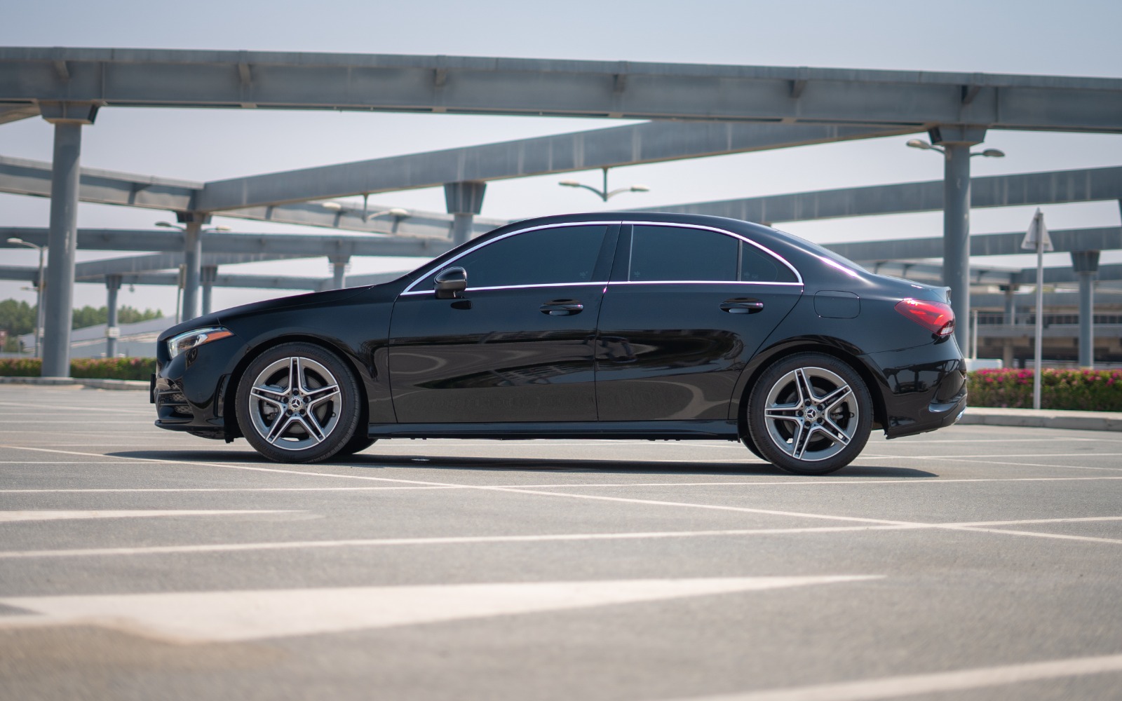 rent a car in dubai