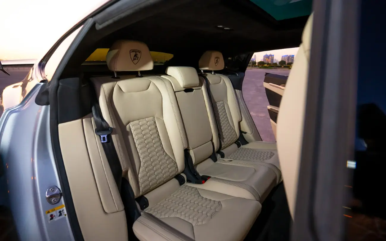 rent a car in dubai