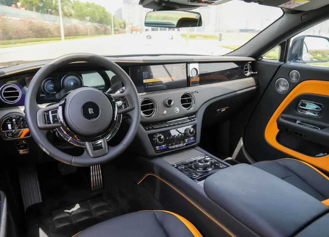 Rolls Royce Spectre interior and exterior views - Image 6