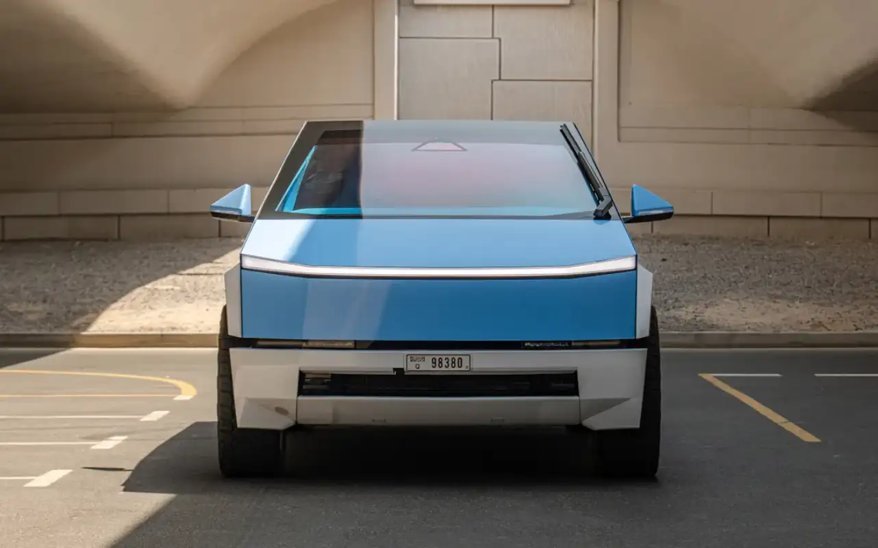 Tesla Cybertruck interior and exterior views - Image 1