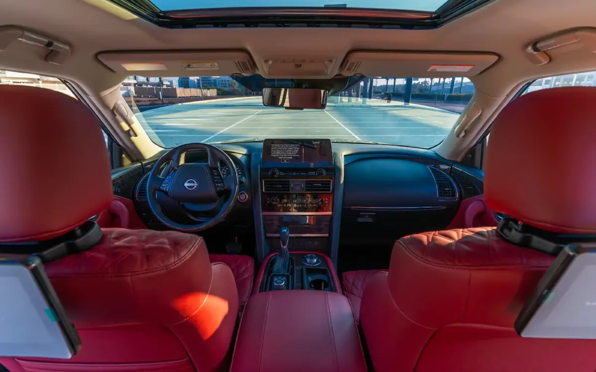 Nissan Patrol Platinum interior and exterior views - Image 6