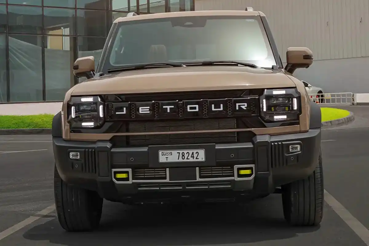 Jetour T2 interior and exterior views - Image 2