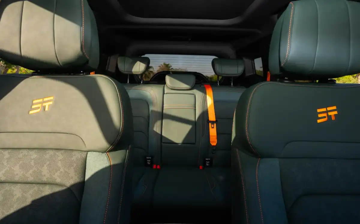 Jetour T2 interior and exterior views - Image 8