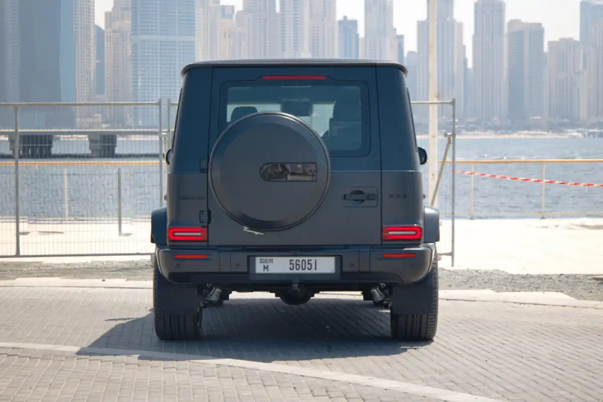 Mercedes G63 AMG interior and exterior views - Image 3