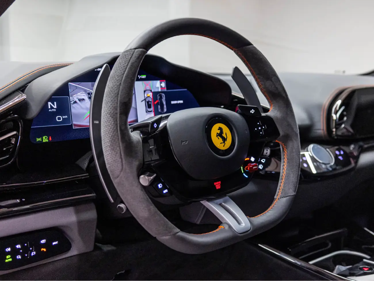 Ferrari Purosangue interior and exterior views - Image 6