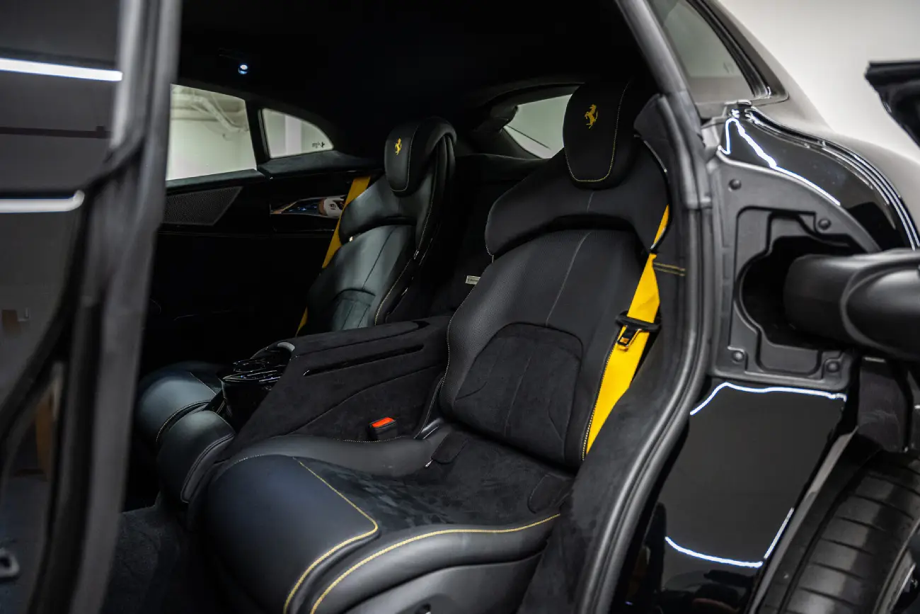 Ferrari Purosangue interior and exterior views - Image 7