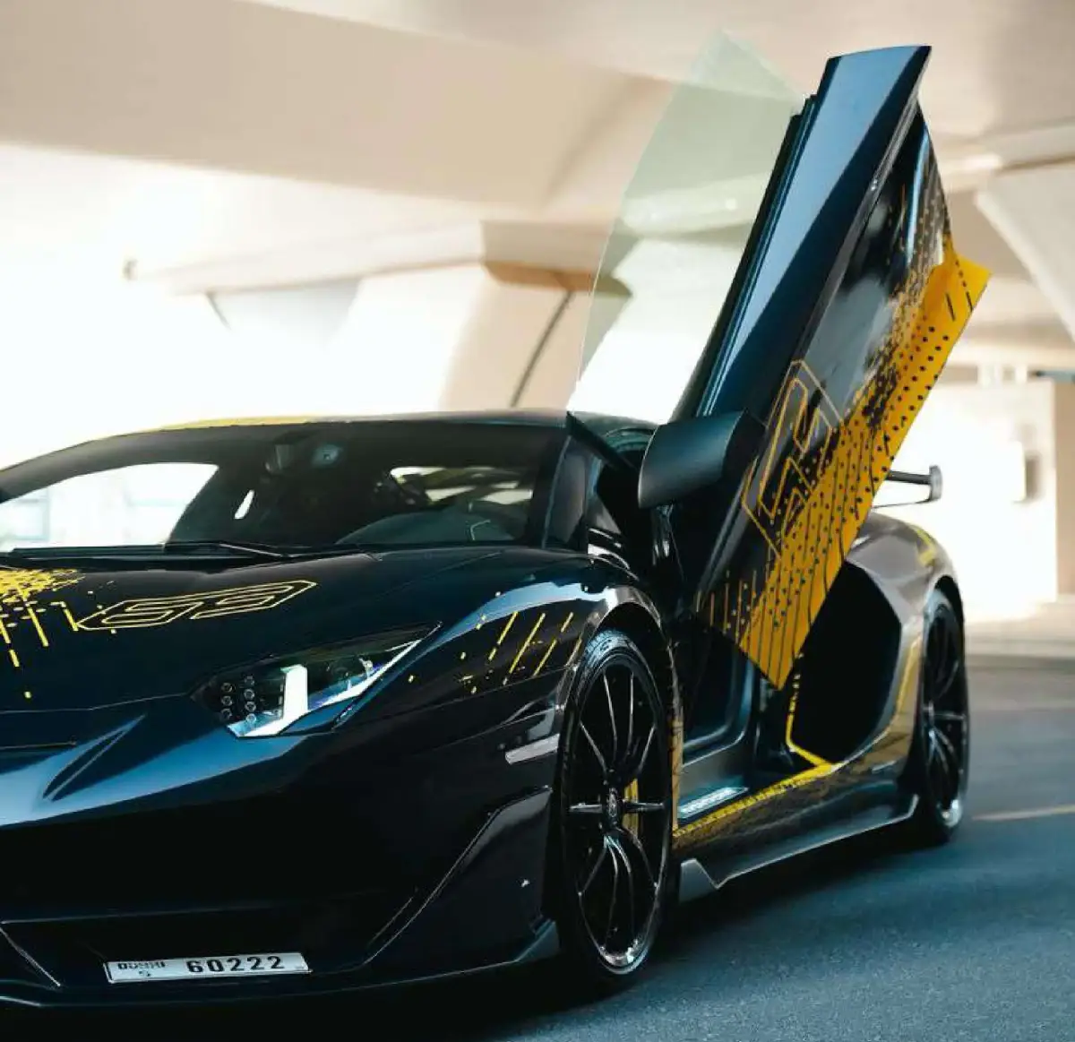 Lamborghini Aventador SVJ interior and exterior views - Image 5