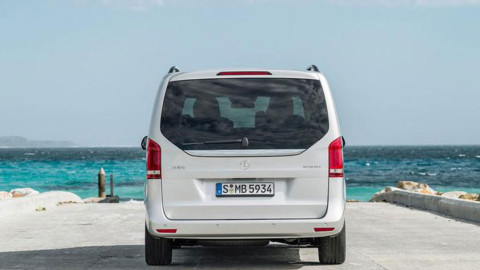 Luxury Car Rental
