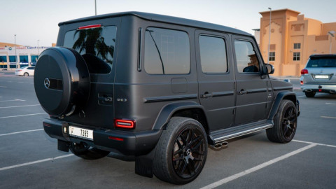 Luxury Car Rental