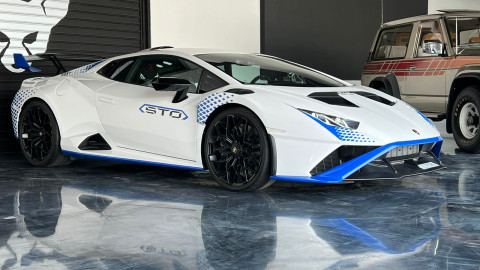 Luxury Car Rental